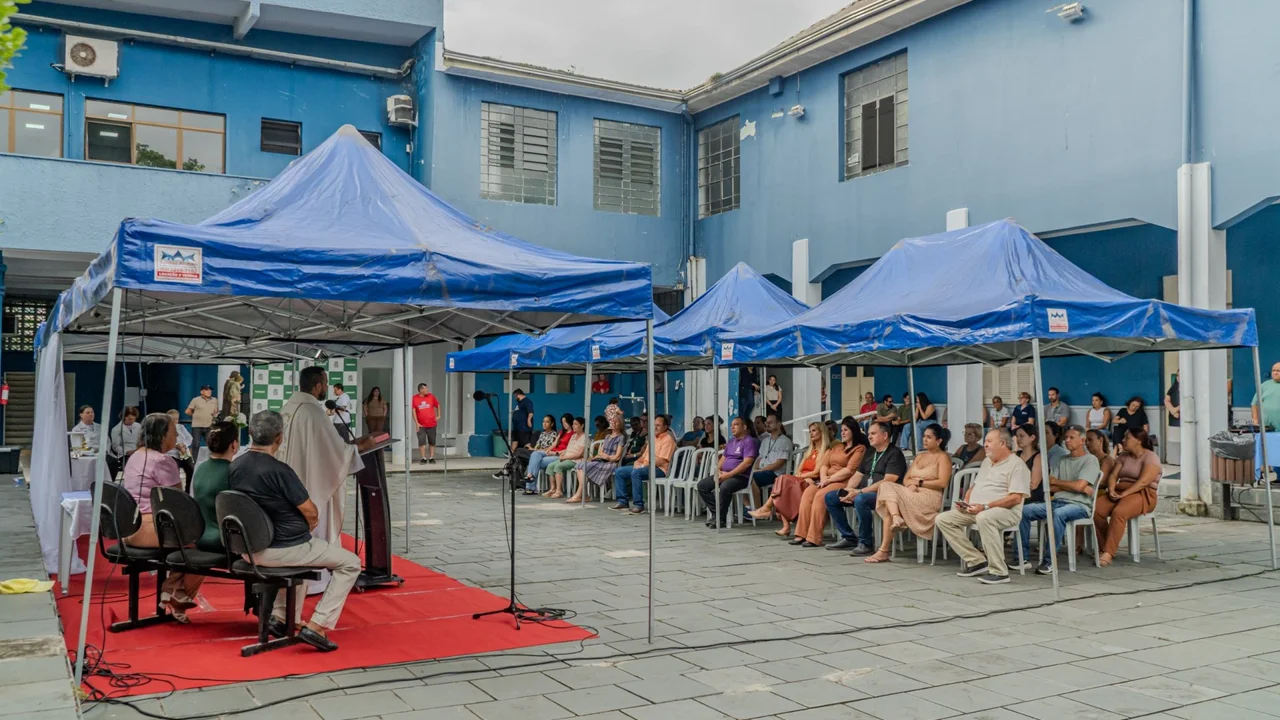 Missa em louvor a São José é celebrada na sede da Prefeitura de Paranaguá