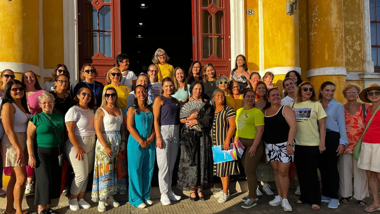 “Mulheres de Paranaguá” traz resgate da vida de sete mulheres formadoras de opinião que marcam a história parnanguara