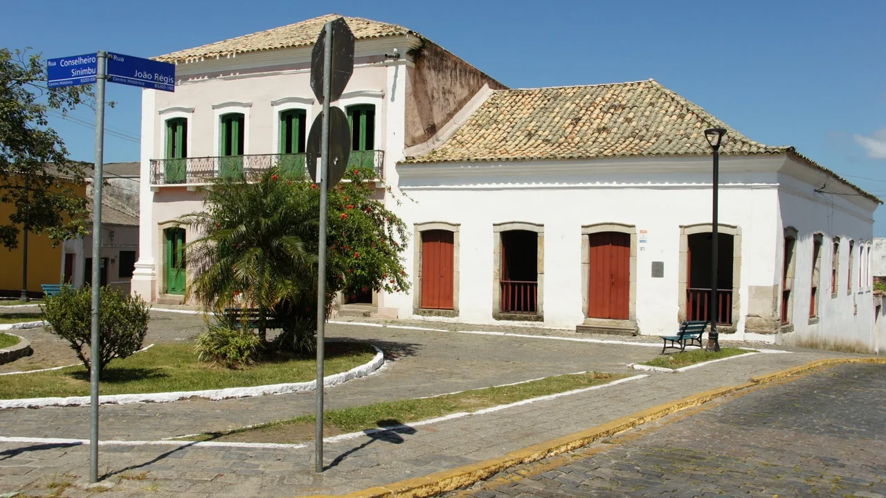 Paranaguá recebe a exposição “Caminhos do Encantamento” a partir do dia 3 de julho 