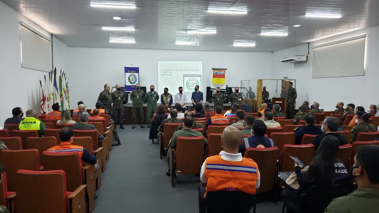 Defesa Civil de Paranaguá participa de exercício no 27.º Batalhão Logístico