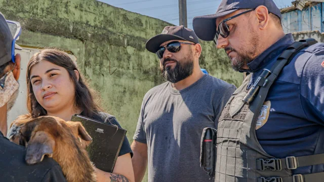 Resgate de animais em situação de maus-tratos mobiliza forças municipais em Paranaguá
