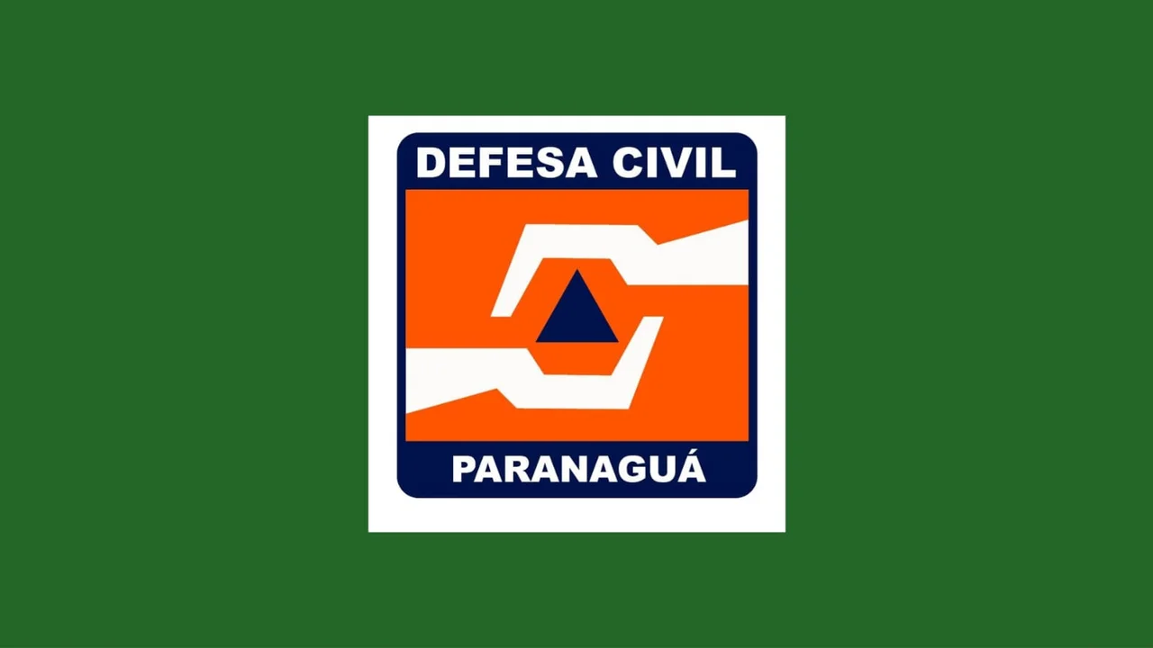 Prefeitura de Paranaguá atende ocorrências após elevado volume de chuva no município