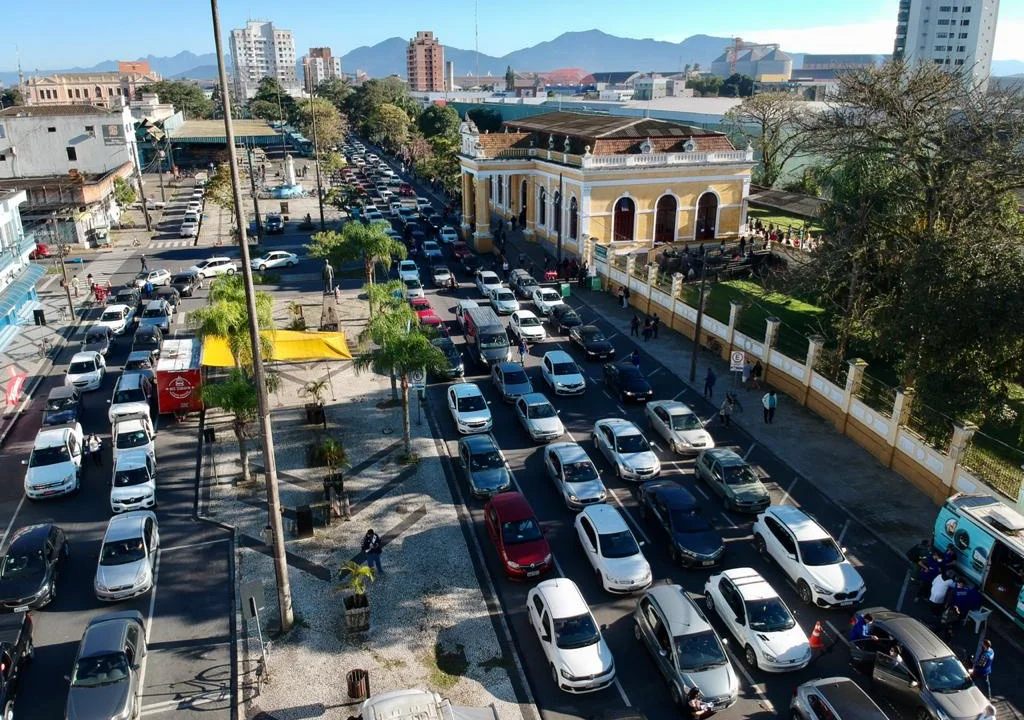 Iniciada vacinação para pessoas com 42 anos ou mais