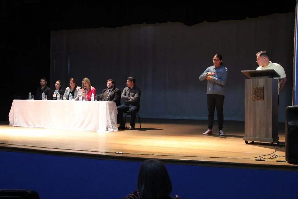 Servidores participam de seminário sobre cidadania e diretos LGBTQIA+