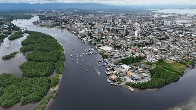 Prefeitura de Paranaguá decreta ponto facultativo; veja o que abre e fecha