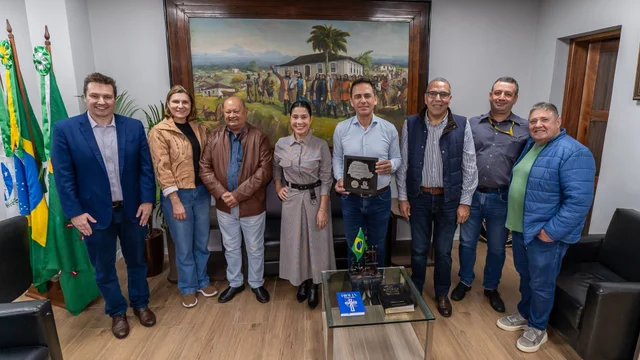 Presidente do Detran visita a Prefeitura de Paranaguá e reforça parceria em favor dos despachantes