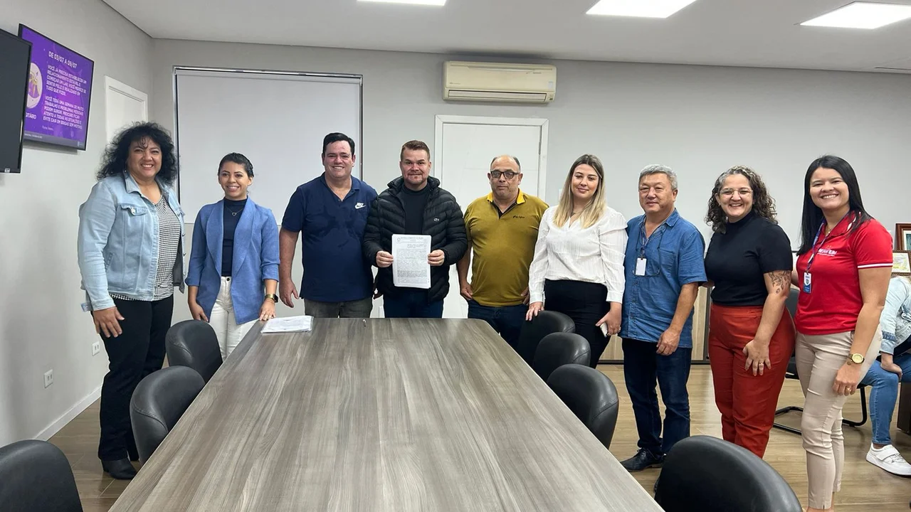 Prefeitura adquire terreno para ampliação de escola e construção do Centro de Autismo