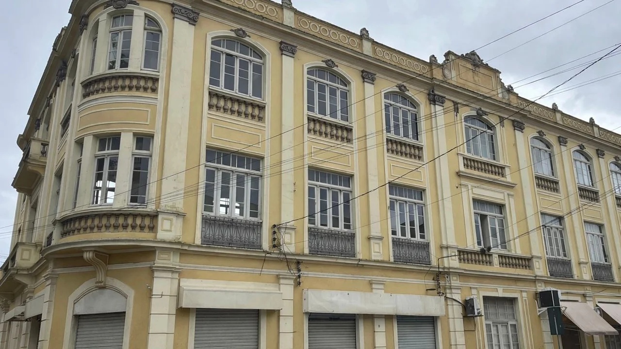Janelas do Club Litterario serão palco de apresentação do Coro Hosanas