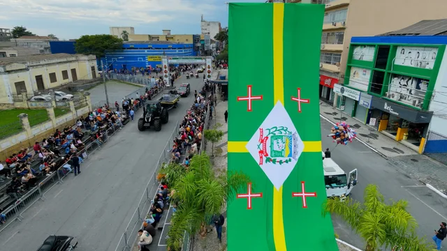 Paranaguá celebra 378 anos com desfile que reúne gerações e reforça o orgulho de ser parnanguara