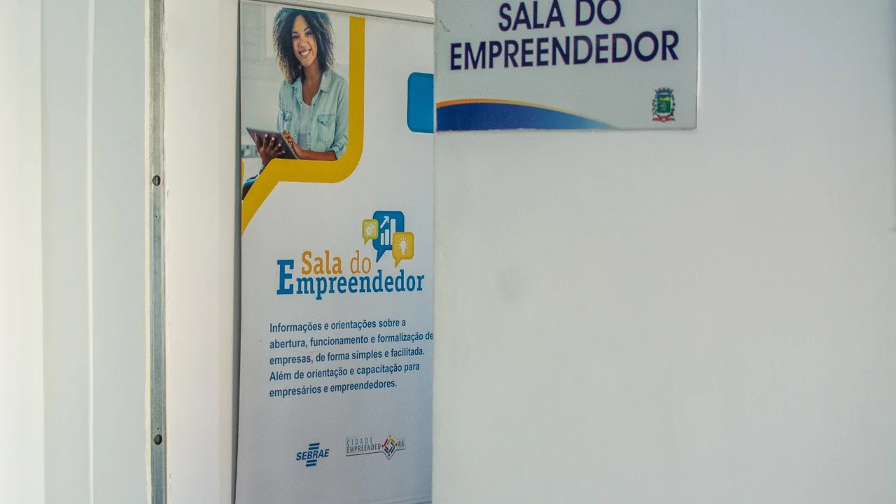 Agência do Trabalhador de Paranaguá amplia horário de atendimento