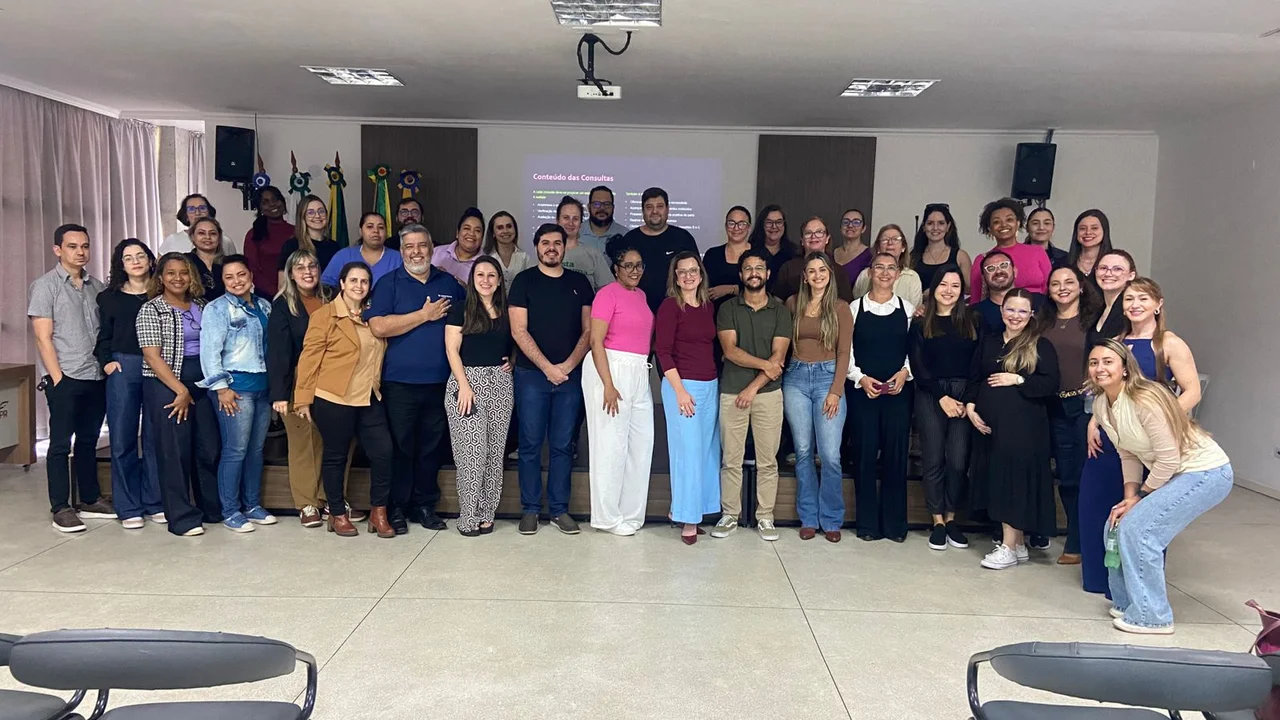 Prefeitura de Paranaguá promove capacitação em saúde com foco no pré-natal