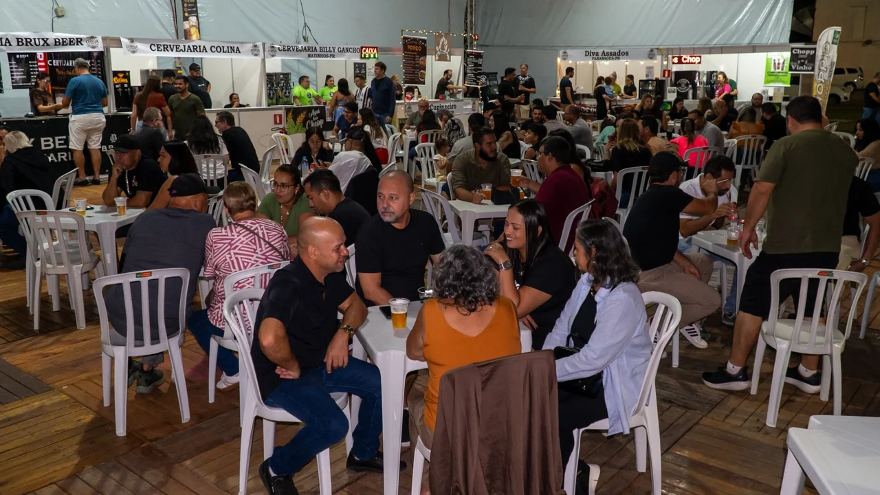 Primeira noite do Festival da Cerveja foi um sucesso