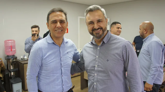 Prefeito Adriano Ramos recebe deputado estadual Fábio Oliveira e anuncia liberação de recursos para melhorias em Paranaguá