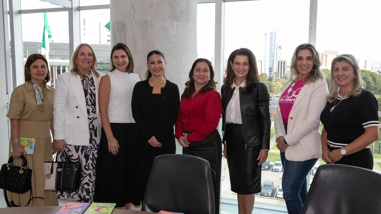 Paranaguá destaca protagonismo feminino em reunião com a primeira-dama do Paraná