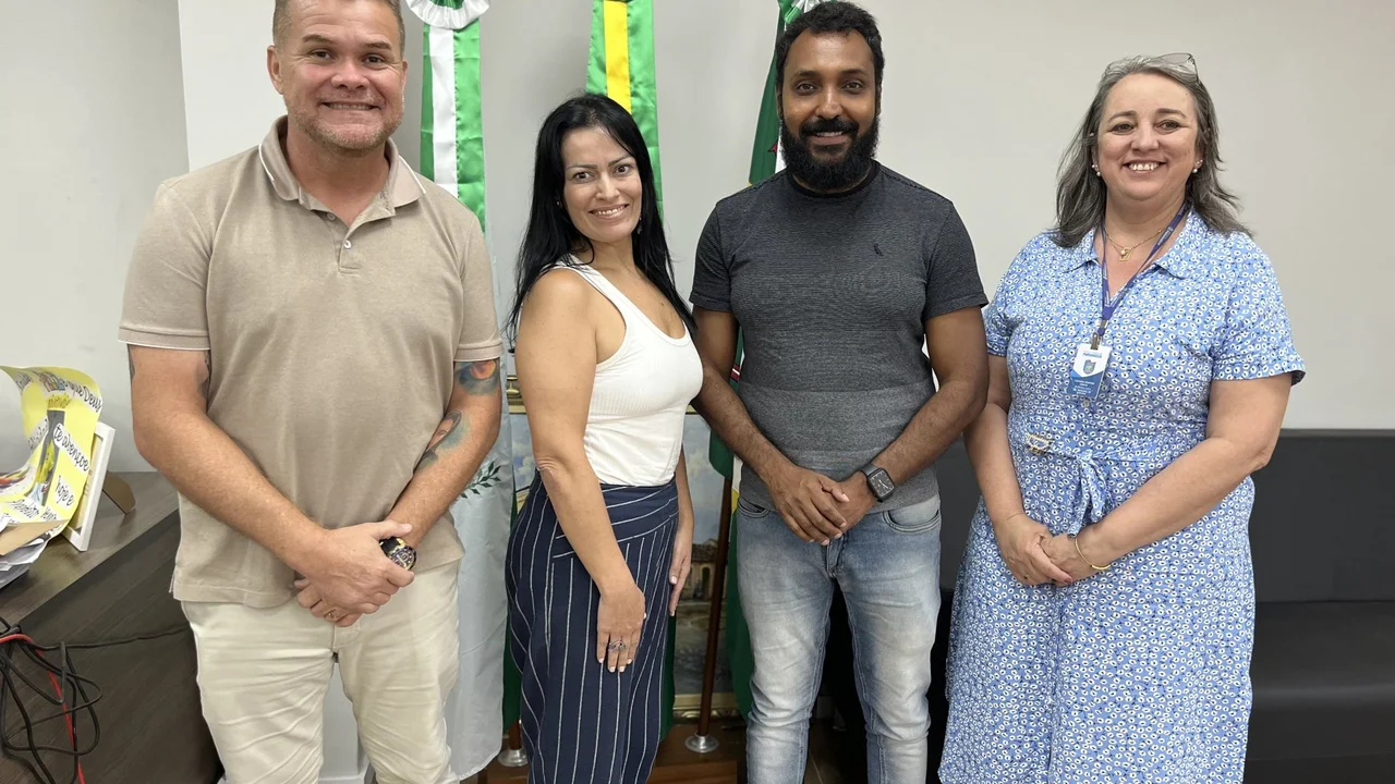 Prefeito compartilha experiência do Tarifa Zero com representante baiano