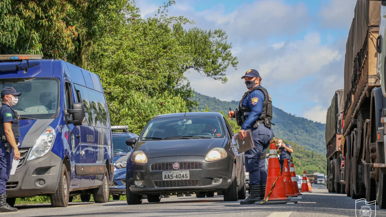 Barreiras restritivas permanecerão até o feriado da Páscoa