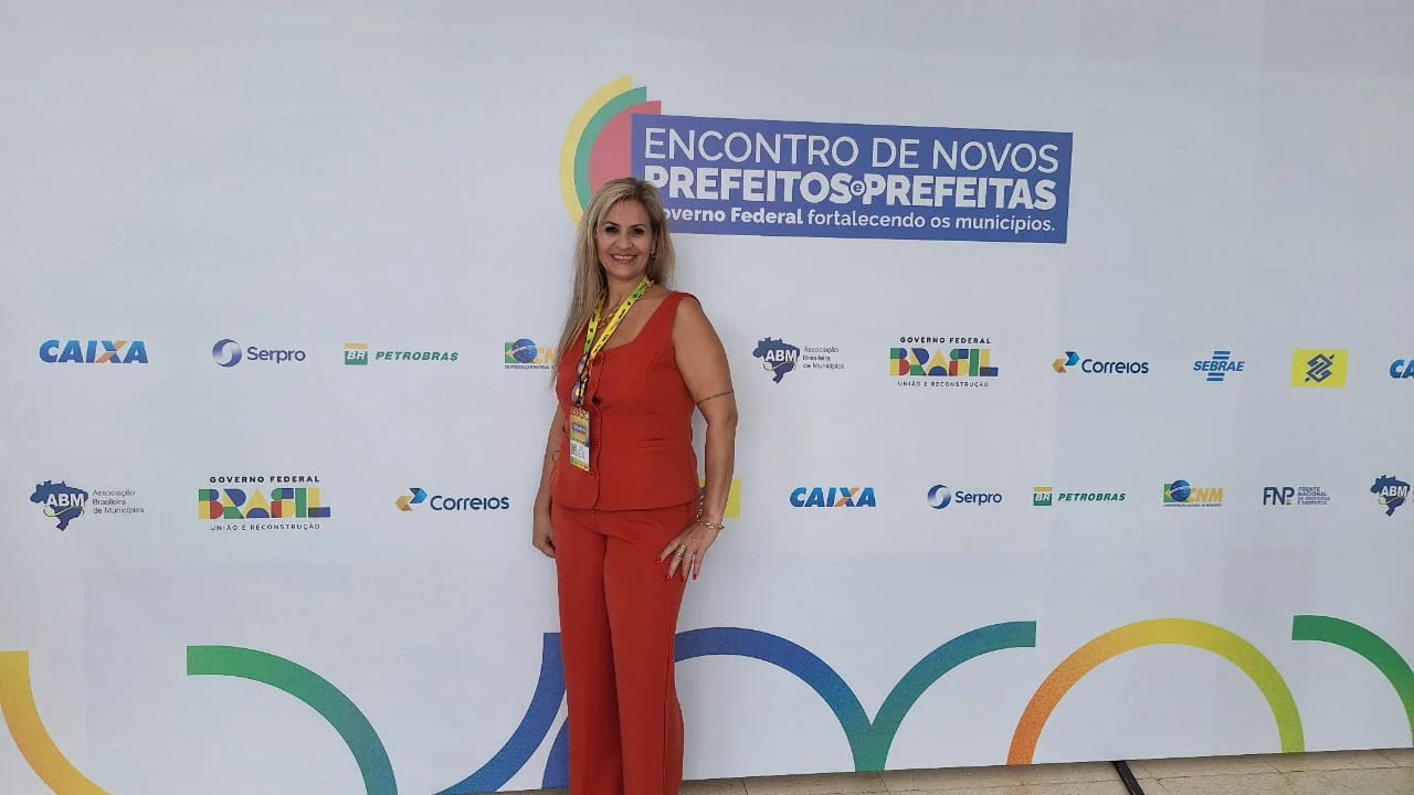 Secretária de Fazenda de Paranaguá participa de eventos em Brasília