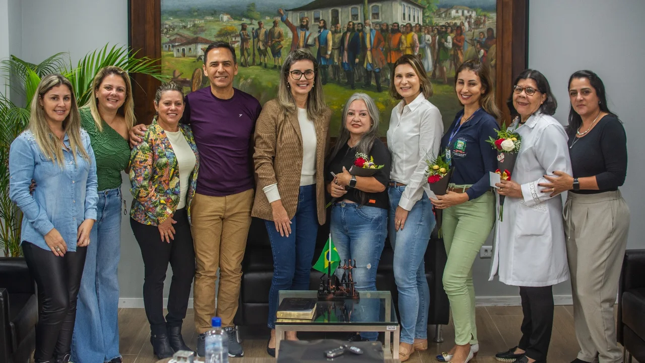 Prefeitura de Paranaguá homenageia profissionais da enfermagem pelo Dia Internacional da Enfermagem