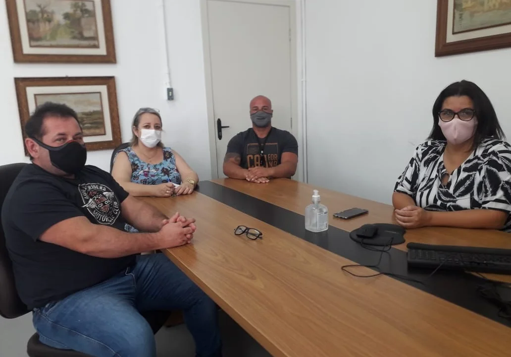Força tarefa será realizada para vacinar profissionais de saúde que atuam na linha de frente no combate a Covid-19