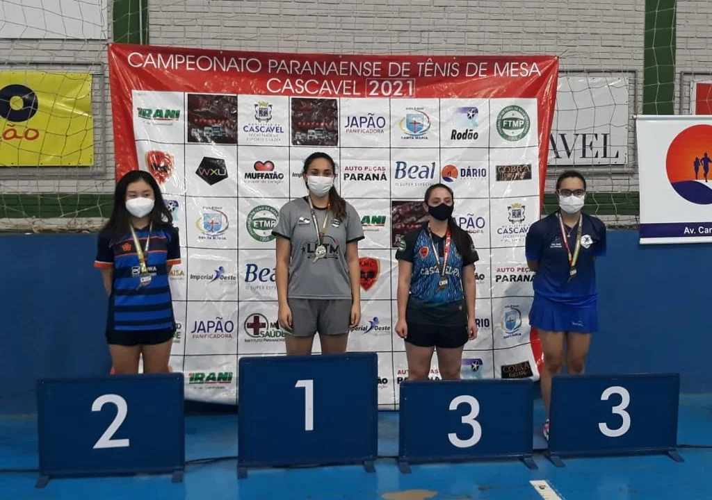 Equipe feminina de tênis de mesa conquista duas medalhas de ouro no Campeonato Paranaense
