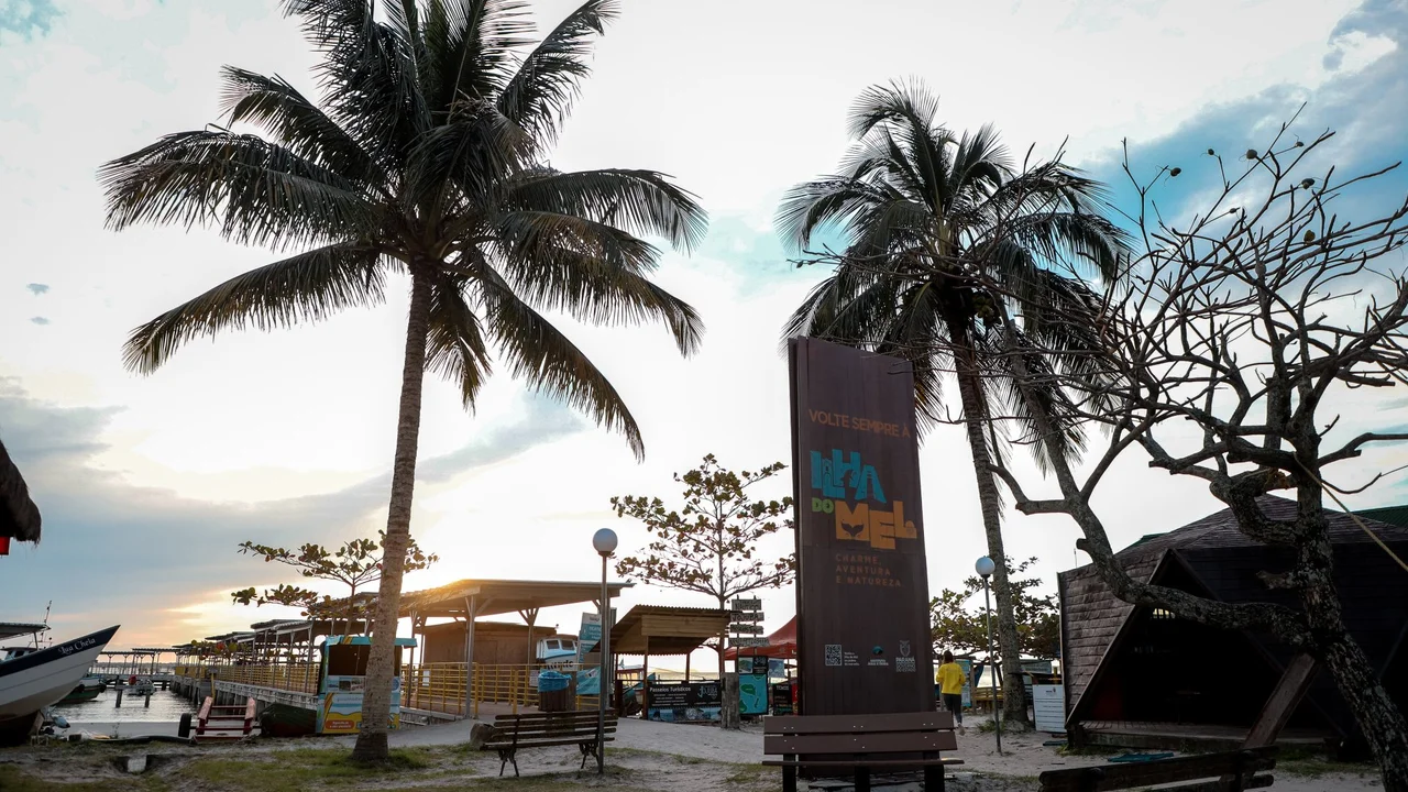 Turismo de aventura e ecoturismo são temas de evento de capacitação em Paranaguá