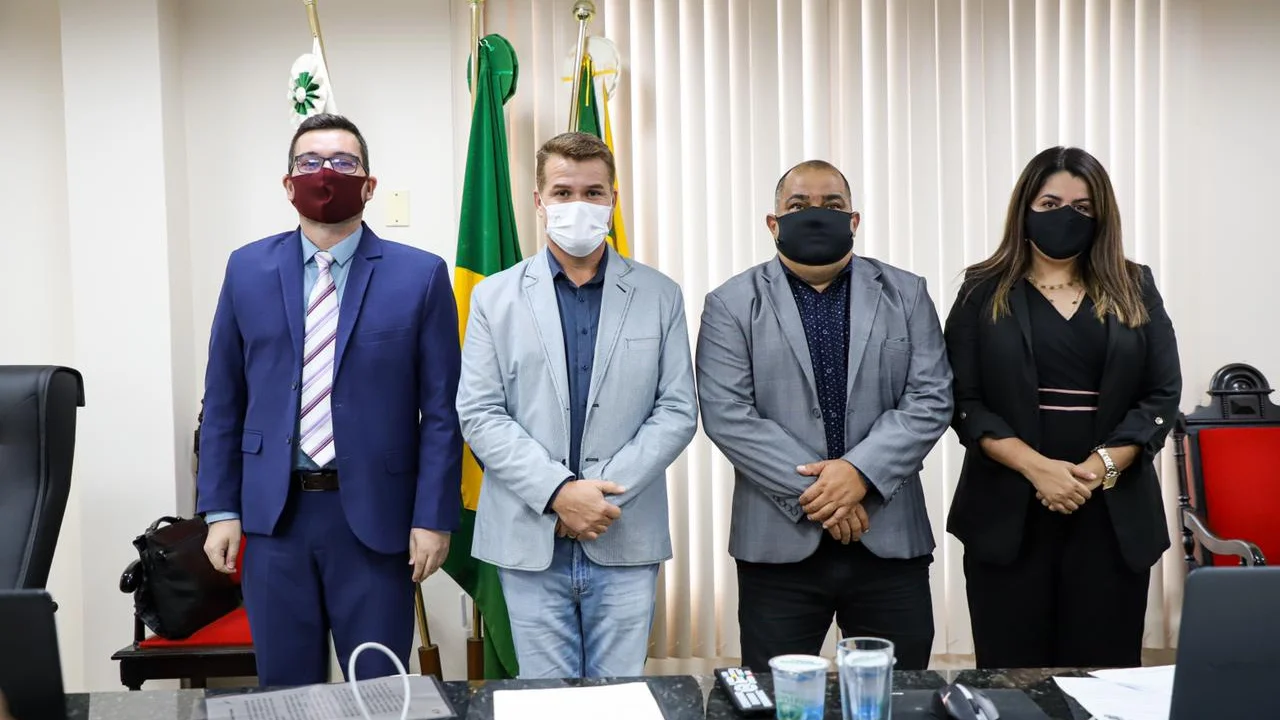 Prefeito participa da abertura dos trabalhos legislativos