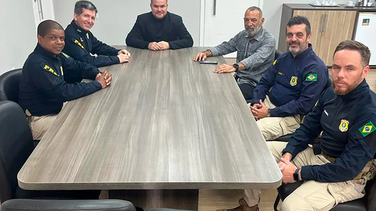 Novo Superintendente da Polícia Rodoviária Federal visita o prefeito Marcelo Roque