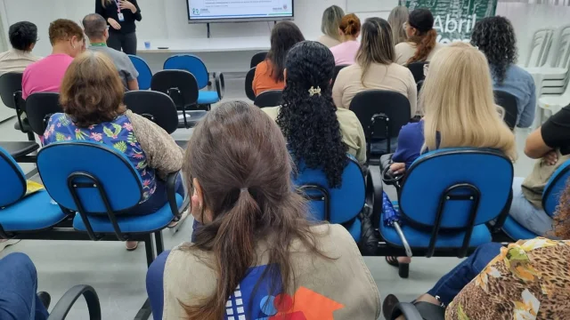 Vigilância Sanitária promove conscientização sobre a NR32, segurança do paciente e do profissional