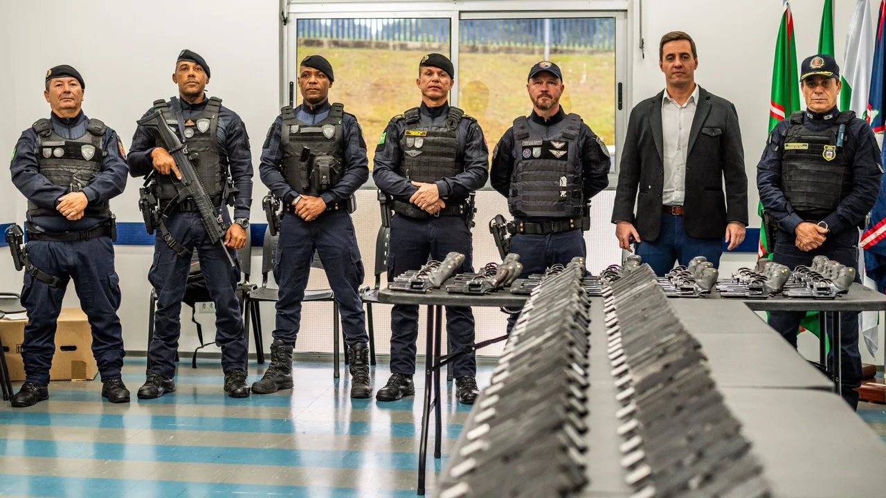 Guarda Civil de Paranaguá recebe 200 armas e avança para armar 100% do efetivo