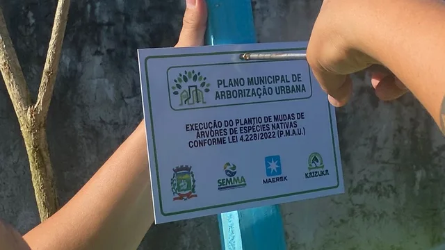 Ação de plantio de árvores é realizada em Paranaguá