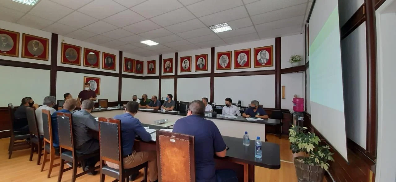 Prefeito recebe a equipe da Semicom para debates sobre o anteprojeto de lei de Incentivo Fiscal