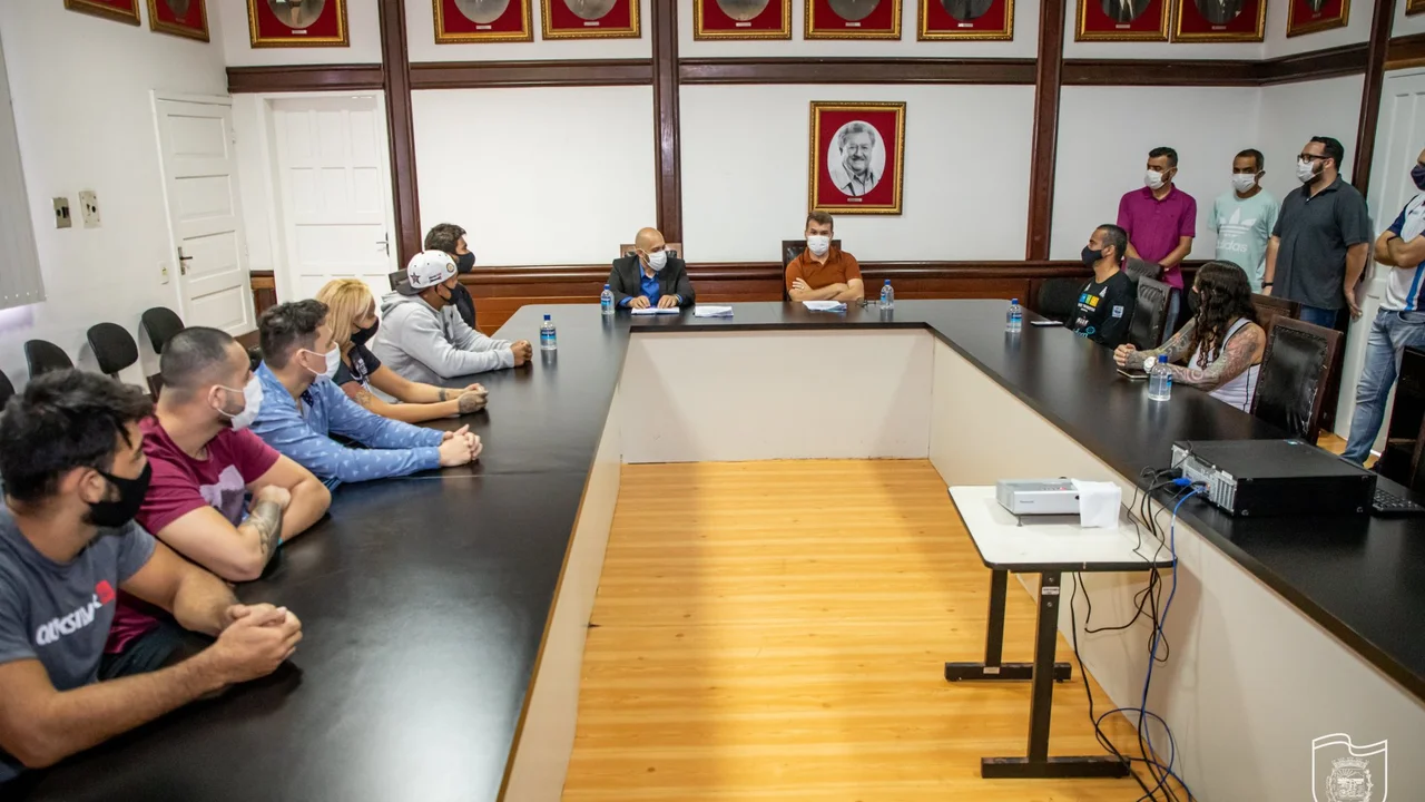 Atletas parnanguaras recebem o Bolsa Atleta