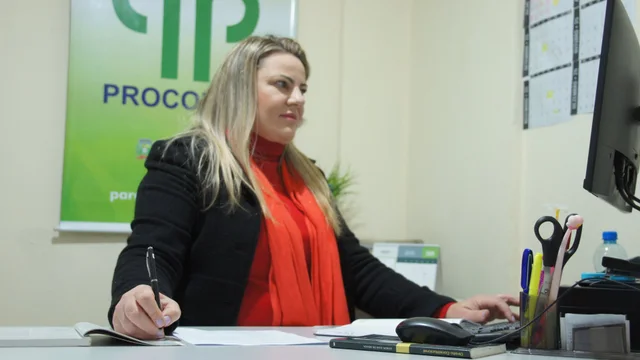 Procon atua na defesa do consumidor e promove mediação de conflitos em Paranaguá