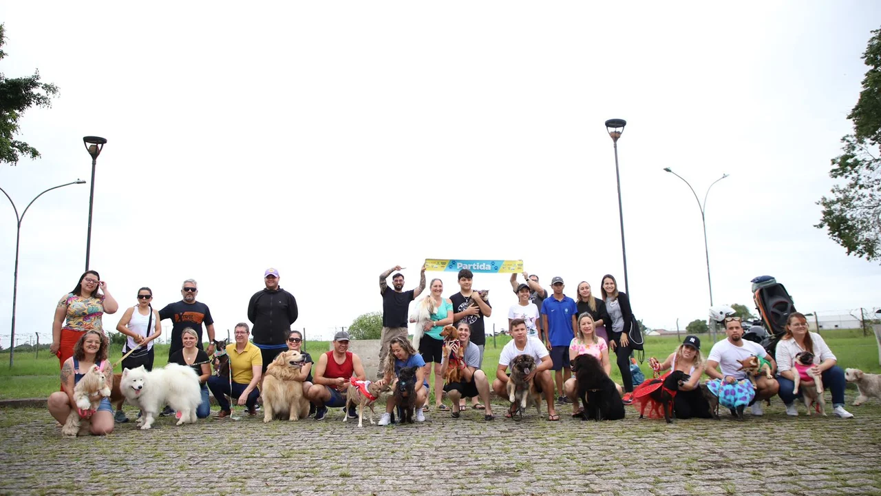 1° Cãominhada conta com desfile e concursos de pets