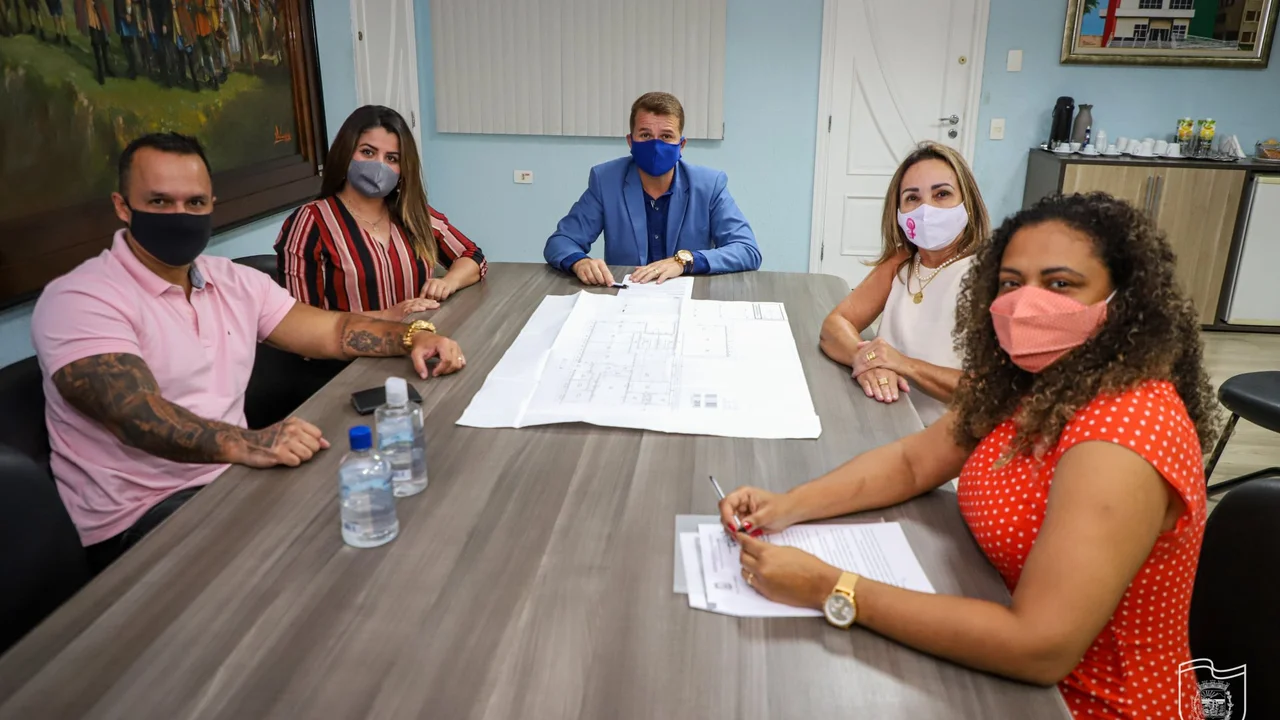 No dia da mulher, autoridades propõe a abertura da Casa da Mulher