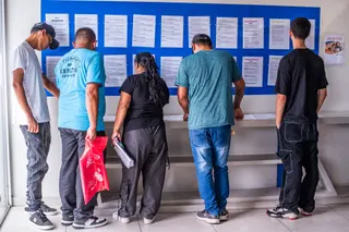 Feirão de Empregabilidade reúne 14 empresas e oferta 177 vagas no SINE Paranaguá
