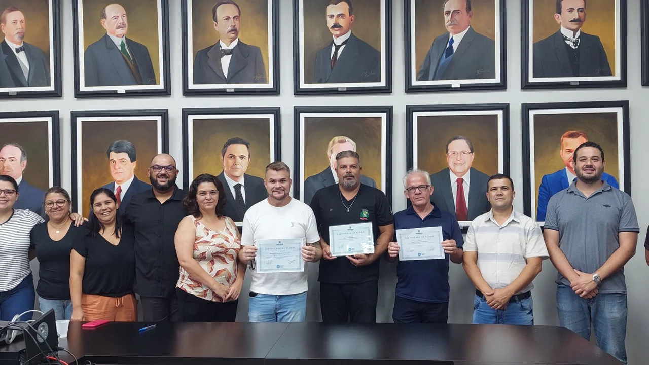 Servidores do Transporte da Saúde recebem Certificado de Elogio