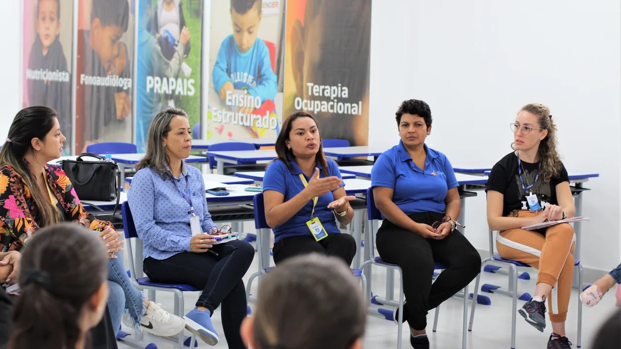 Parceria entre secretarias de Inclusão e Educação é estabelecida para atender estudantes com necessidades especiais
