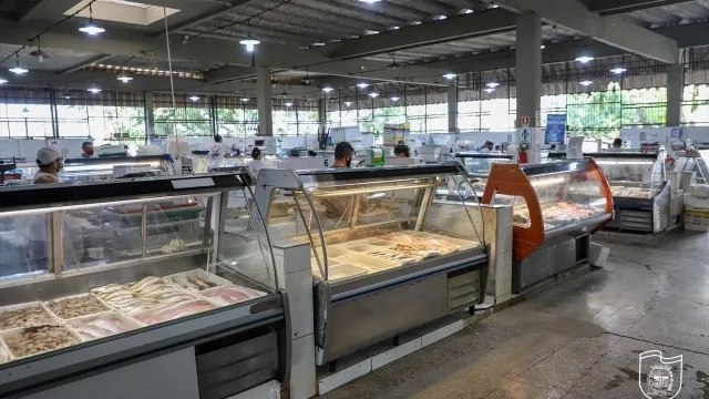 Confira os horários especiais de funcionamento dos mercados municipais nas festas de fim de ano