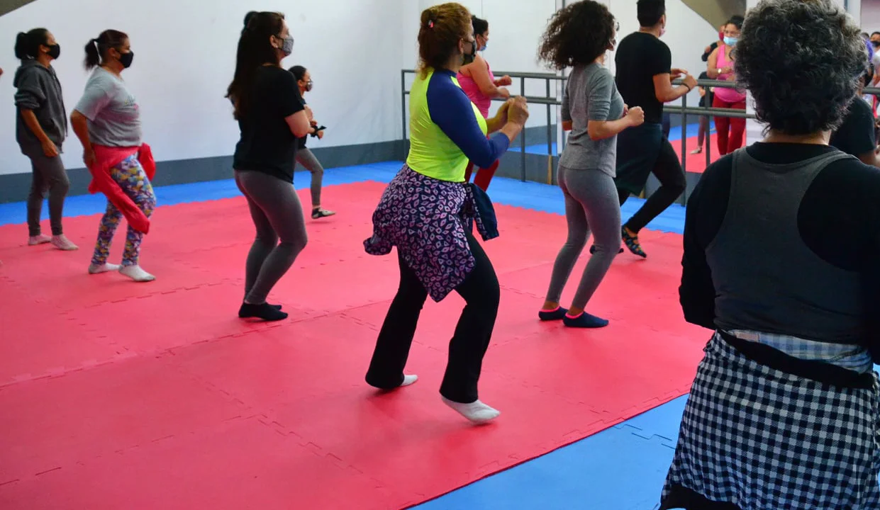 Aula de dança beneficente em prol do Provopar