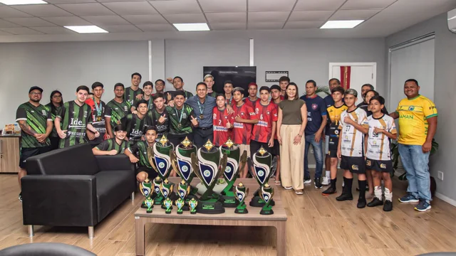 Atletas campeões são recebidos pela Prefeitura de Paranaguá após destaque na Copa Brasileira de Menores