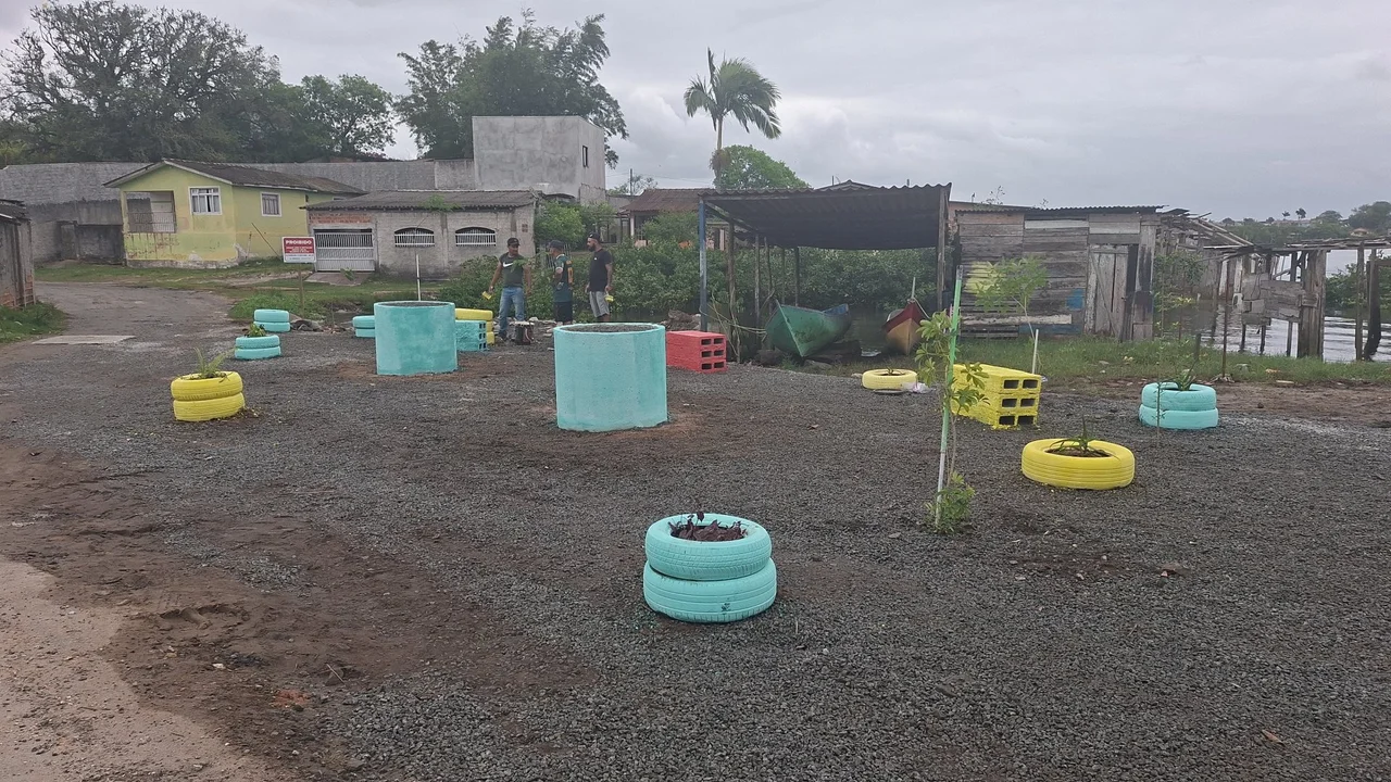 Prefeitura de Paranaguá revitaliza área que era usada como lixão na Ilha dos Valadares