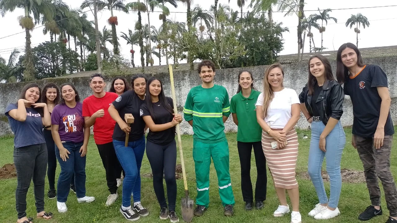 SEMMA promove educação ambiental em escolas de Paranaguá