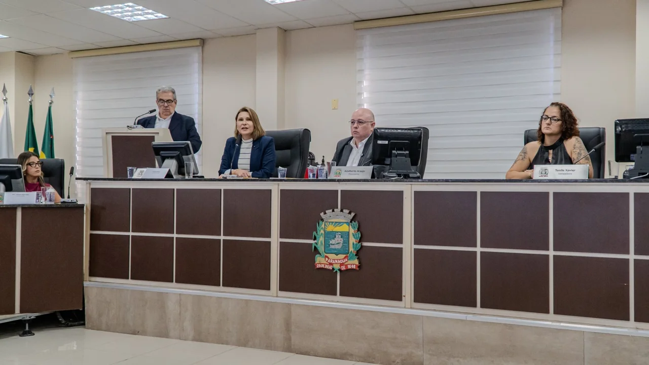 Encontro em Paranaguá reúne lideranças femininas para fortalecer direitos e combater a violência de gênero