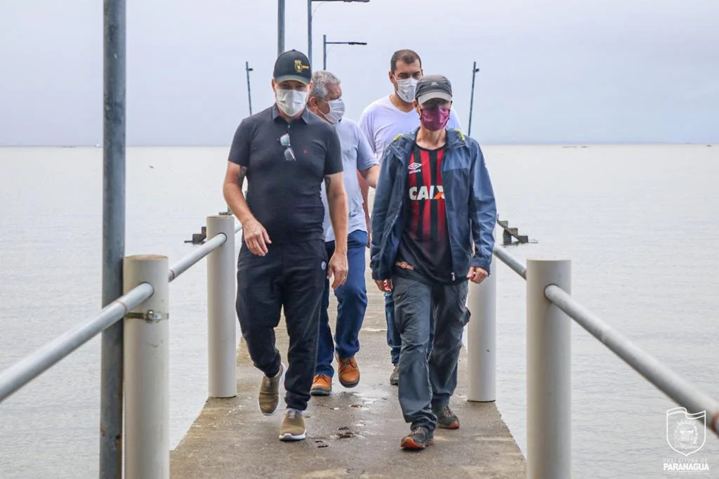 Prefeito visita Ponta de Ubá e anuncia melhorias