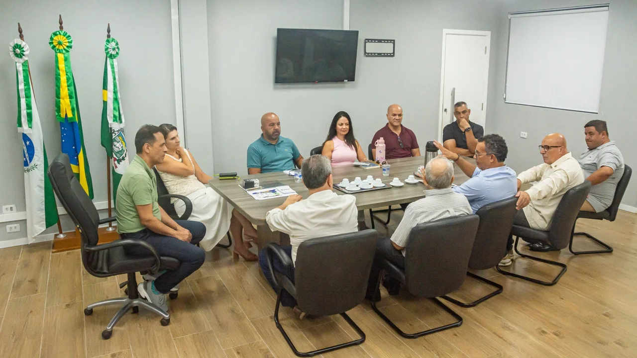 Prefeito Adriano Ramos recebe o deputado estadual Pedro Paulo Bazana