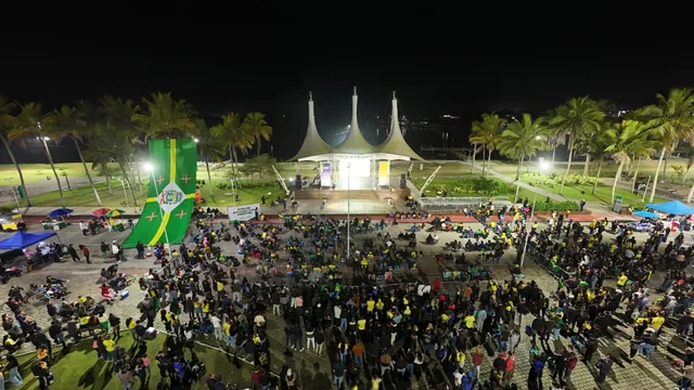 FanFest reúne famílias, movimenta comércio e fortalece clima de união em Paranaguá durante jogo da Seleção Brasileira