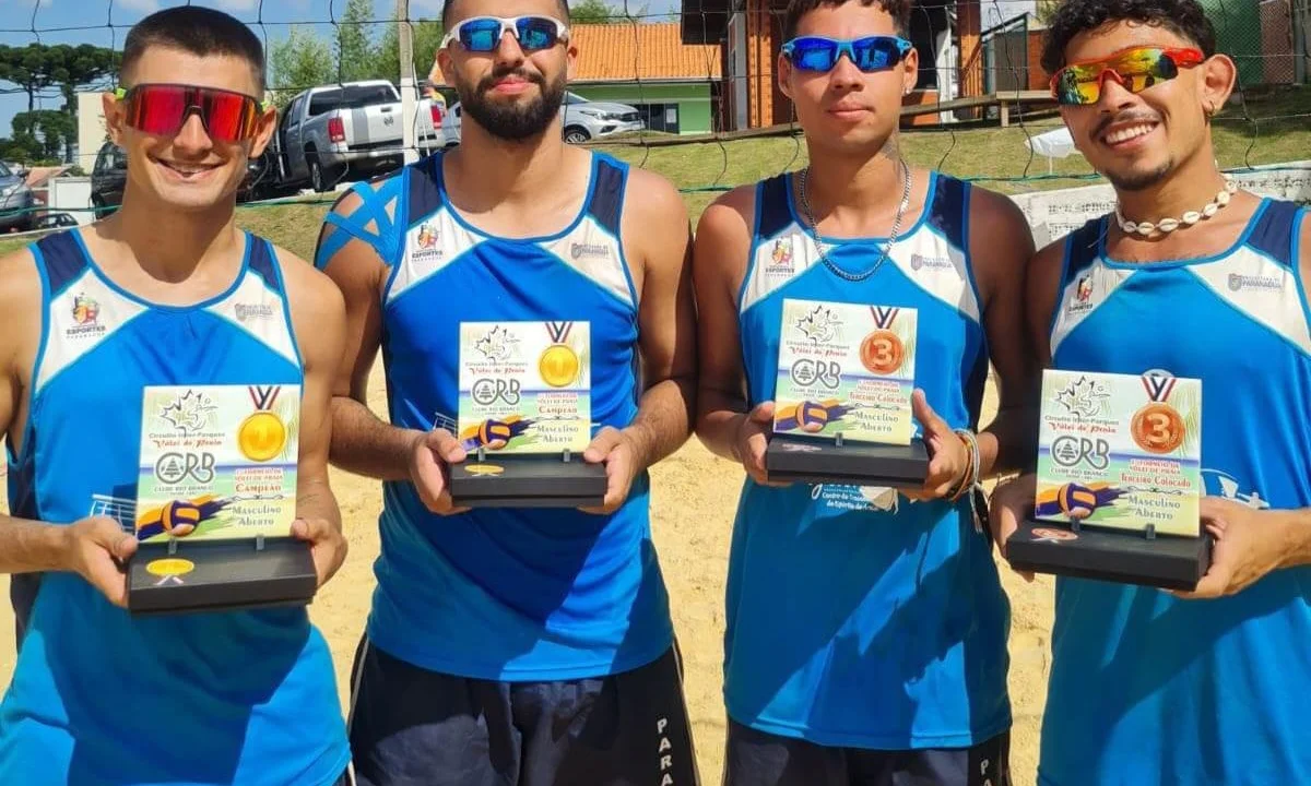 Duplas parnanguaras do Projeto Ágatha/SESPOR dominam o pódio durante o 1º Torneio Aberto de Vôlei de Praia