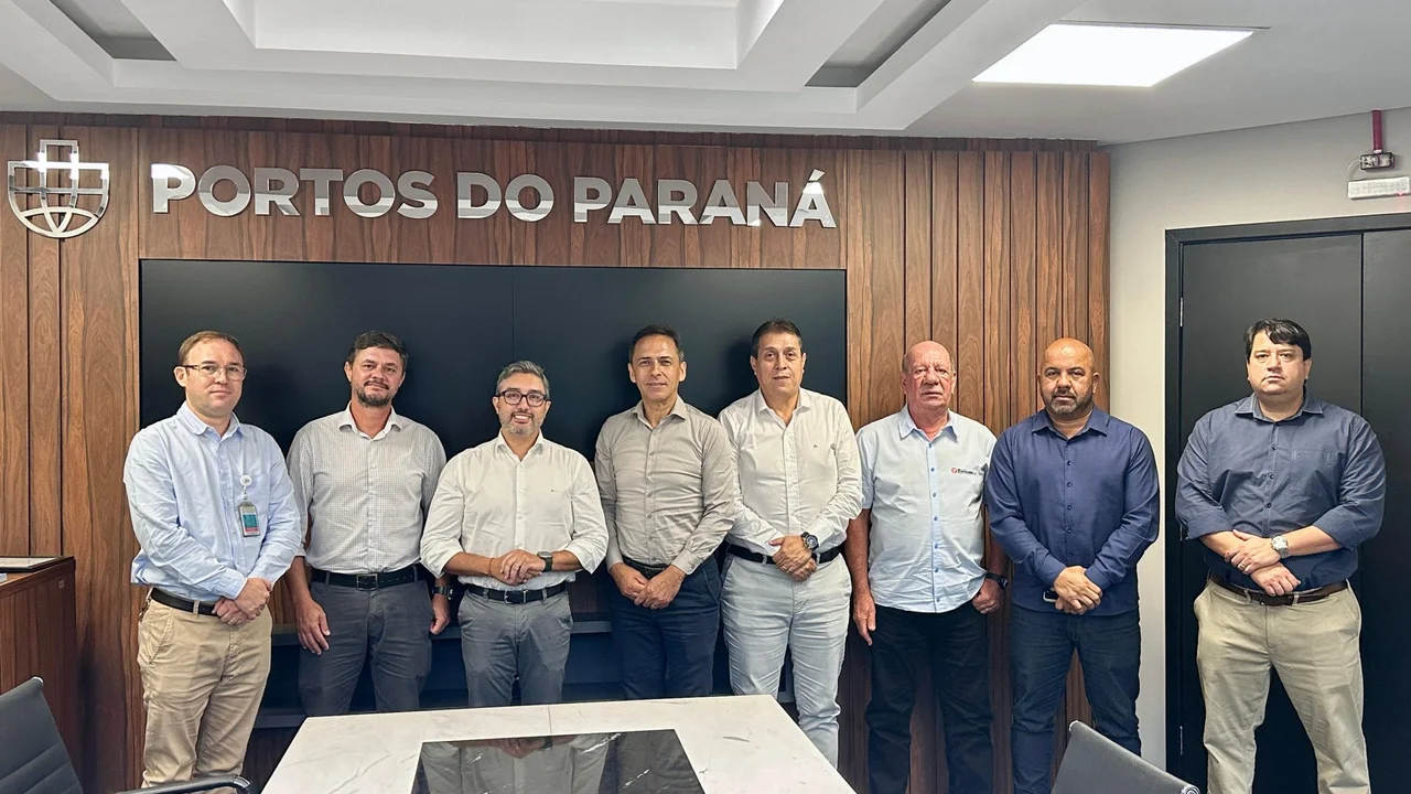 Prefeito Adriano Ramos participa de reunião sobre mobilidade urbana em Paranaguá