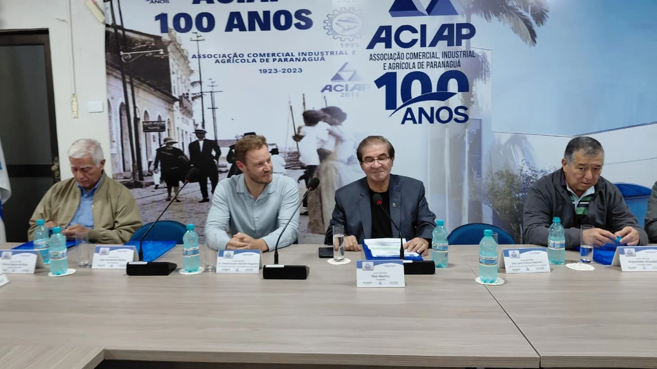 Paranaguá fortalece parcerias em saúde e amplia vacinação com apoio da ACIAP